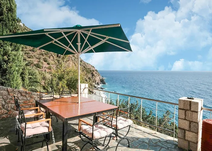 Villa By Kissakas With Sea Views Pera Melana