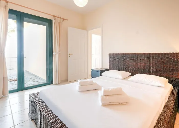 By Kissakas With Sea Views Pera Melana